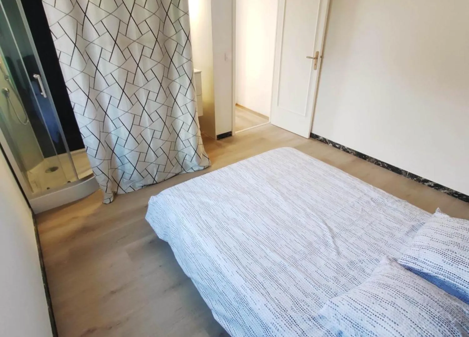 Les Studios Des Mandariniers Cagnes-sur-Mer 0*,  France